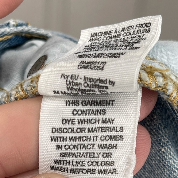 FREE PEOPLE Lace Trim Light Wash Denim Shorts, Size 26 - Picture 13 of 15